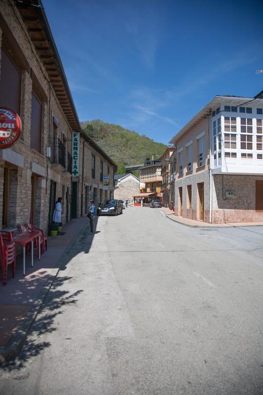 Casa Rural Pandelo Guest House Vega de Valcarce Eksteriør bilde