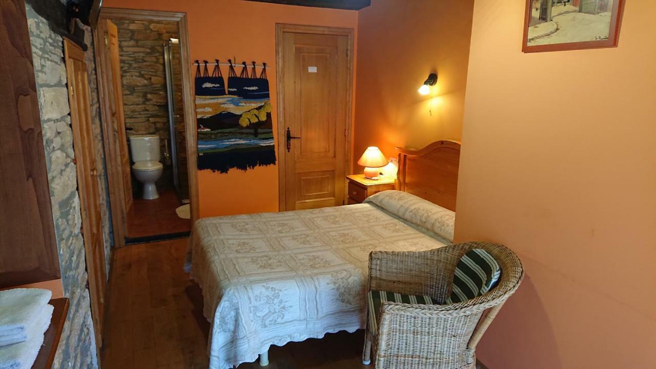 Casa Rural Pandelo Guest House Vega de Valcarce Eksteriør bilde